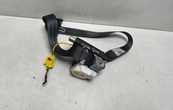 Volkswagen Tiguan Front seatbelt 5N2857705