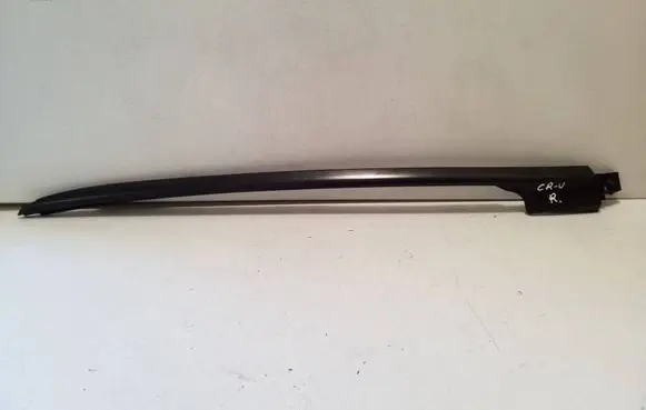 Honda CR-V Windshield trim 73152S9A
