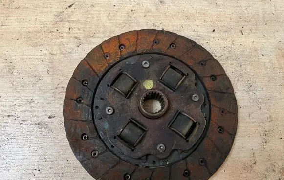 Clutch pressure plate