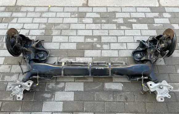Renault Talisman Rear axle beam 440102238R 432152466R 432155839R