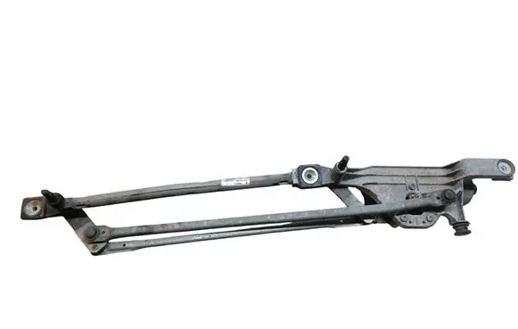Ford Focus Front wiper linkage and motor 4M5117508AA 0390241731 BP4K67340