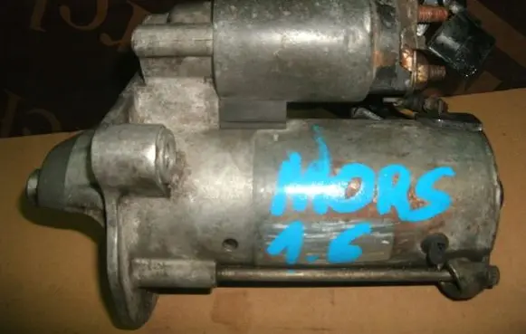 Ford Focus Starter motor 1321412433