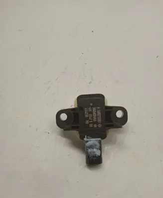 Mercedes-Benz GLE (W166 - C292) Airbag deployment crash/impact sensor A1668210351