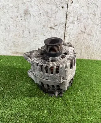 Mercedes-Benz GL X166 Generator/alternator A0141540902 2605594B FG18S029