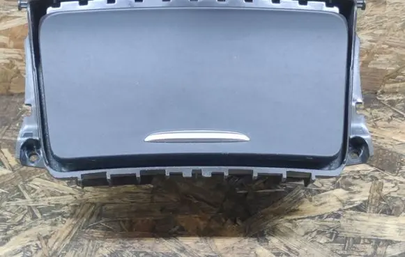 Mercedes-Benz B W246 W242 Ashtray (front) A2466803450 E0524610017