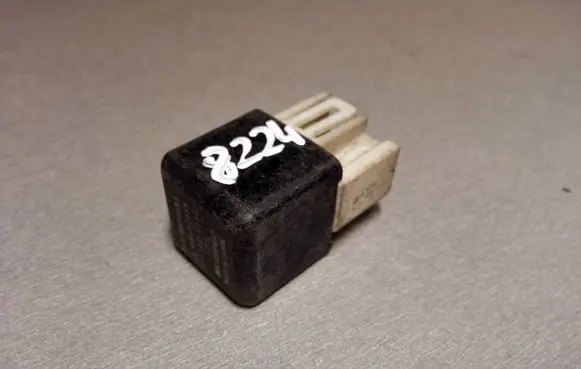 Mitsubishi Colt Other relay MB629080 156700-0110