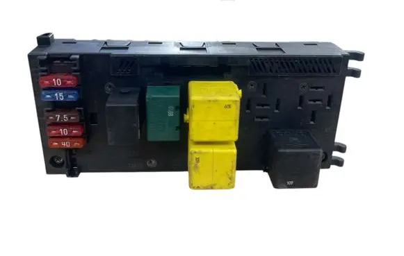 Mercedes-Benz E W210 SAM control unit 0195455632 304587