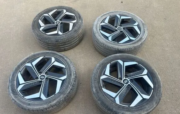 Hyundai Tucson IV NX4 R19 alloy rim 52910-N7320