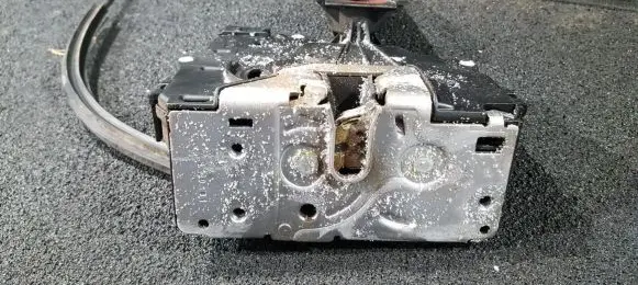 Peugeot Bipper Rear door lock 1355028080