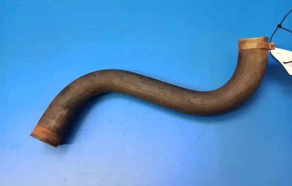 Mercedes-Benz COMPAKT W115 Engine coolant pipe/hose