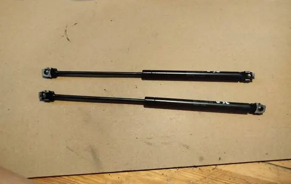 BMW 3 E36 Front bonnet/hood damper/strut 2334BC0320N 04921JK06