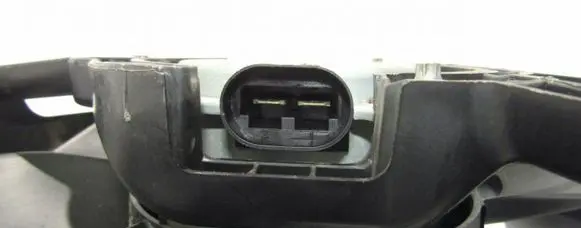 Renault Modus Radiator cooling fan shroud 8200966248