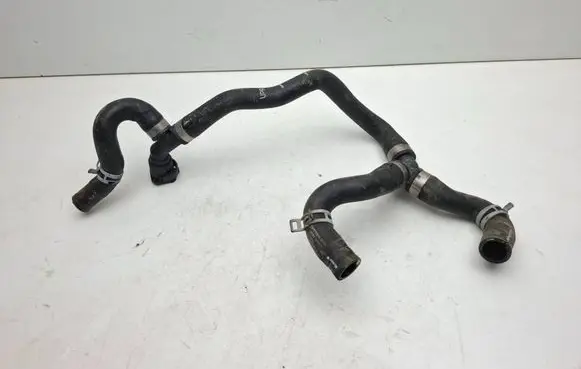 Volvo XC90 Coolant pipe/hose 32138627