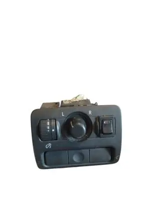 Subaru Legacy Wing mirror switch