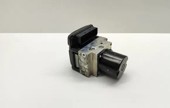 BMW 5 E60 E61 ABS Pump 6783360 6783362 34516783360