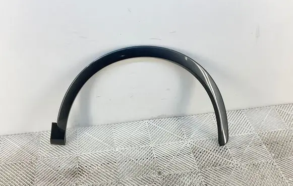 Audi Q3 8U Front arch trim 8U0853718B