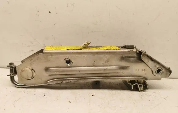 Audi A4 S4 B7 8E 8H Lift Jack 8L0011031A