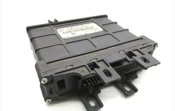 Volkswagen Golf IV Gearbox control unit/module 01M927733LT 5DG007923