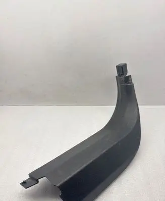Foot area side trim