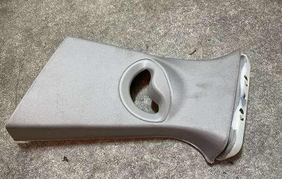 BMW 2 F44 (B) pillar trim (bottom) 7475549 013222523 204710