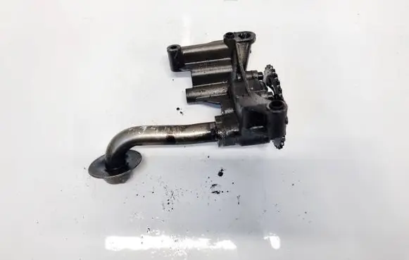Skoda Octavia Mk1 (1U) Oil pump 06A115105