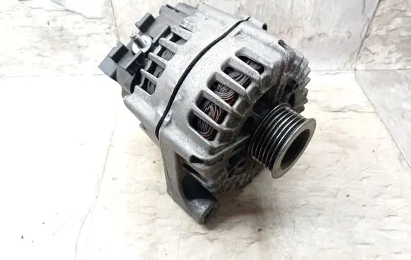 BMW 5 E60 E61 Generator/alternator 7802261 2543461B