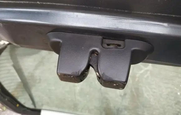 Renault Laguna II Tailgate/trunk/boot lock/catch/latch