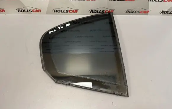 Rear vent window glass