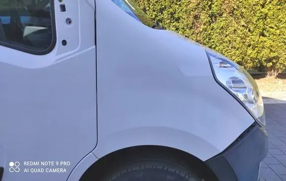 Renault Master III Fender PRAWY