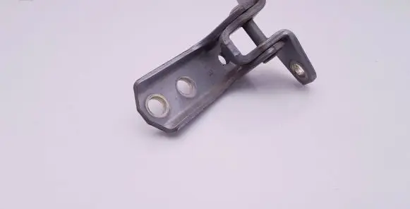 Mitsubishi Outlander Front door lower hinge 