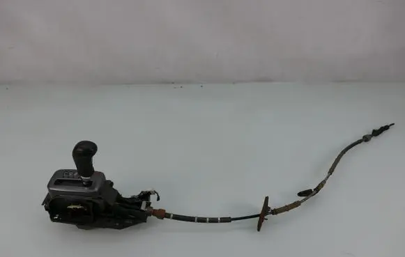 Nissan Almera Tino Gear shifter/selector 4U315