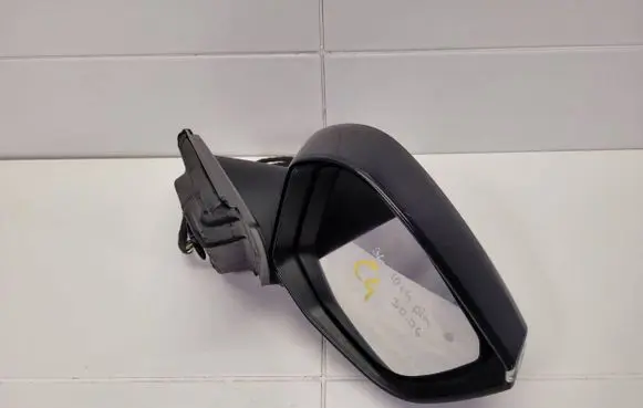 Front door electric wing mirror