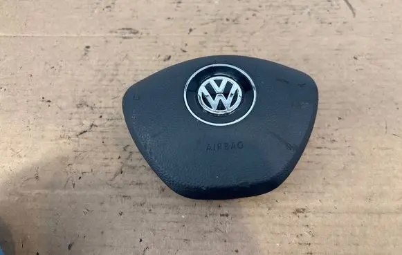 Volkswagen Polo V 6R Steering wheel airbag 6C0880201B TW6001W2LKM 62126053A