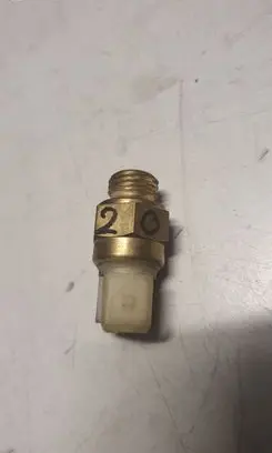 BMW 5 E39 Coolant level sensor 2244130