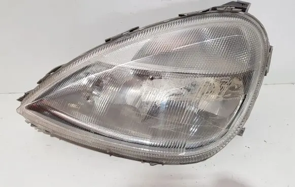 Mercedes-Benz A W168 Headlight/headlamp A1688200961