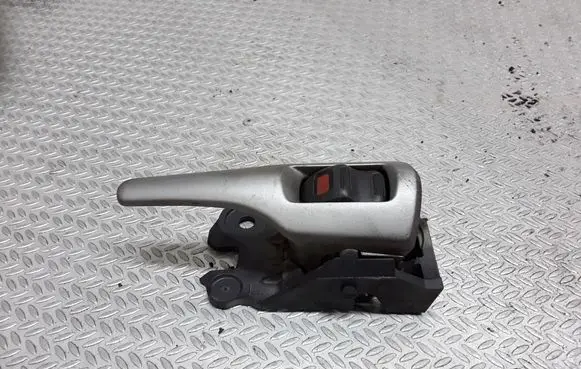 Toyota Auris 150 Front door interior handle 62318A1