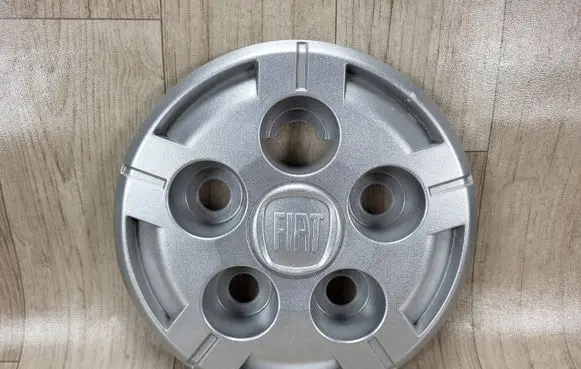 Fiat Ducato R16 wheel hub/cap/trim B985