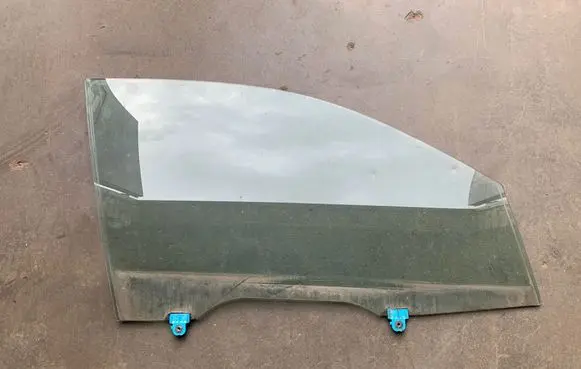 Mitsubishi Outlander Front door window glass four-door 43R00014 707M1N