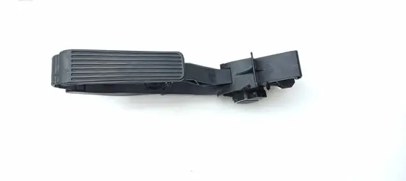 Mercedes-Benz E W211 Accelerator throttle pedal A2113000404 A1293010382 A2113010001