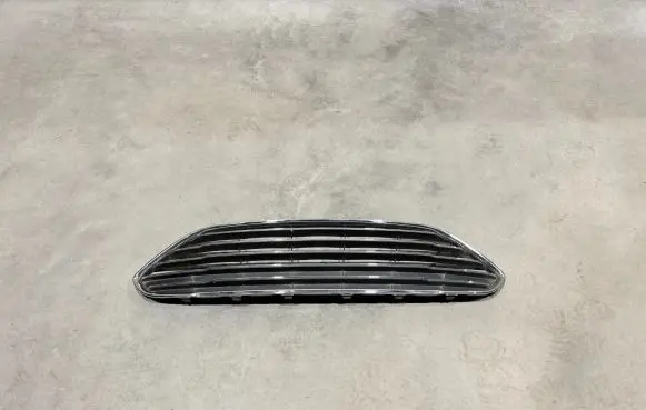 Ford Fiesta Front grill C1BB17B968