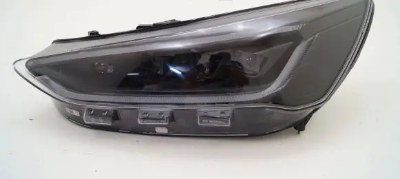 Ford Focus Headlight/headlamp