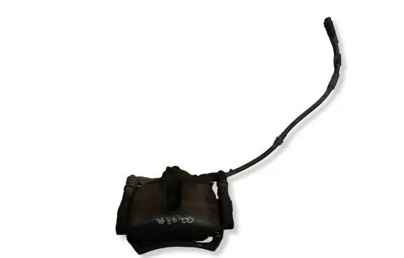 Audi Q2 - Front brake caliper 