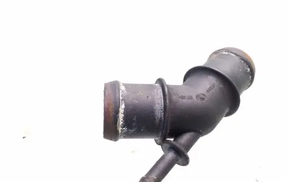 Volkswagen Golf IV Engine coolant pipe/hose