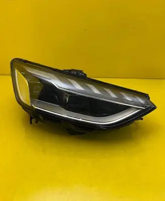 Audi A4 S4 B9 8W Headlight/headlamp 8W0941034D
