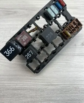 Audi A6 S6 C4 4A Fuse box set 4A0937503A