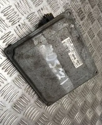 Ford Fiesta Engine control unit/module S118325001 4S6112A650SB 242532862