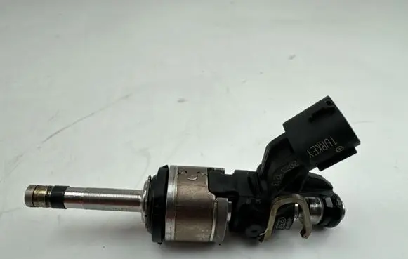 Hyundai Tucson IV NX4 Fuel injector 353102M700