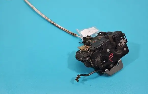Front door lock