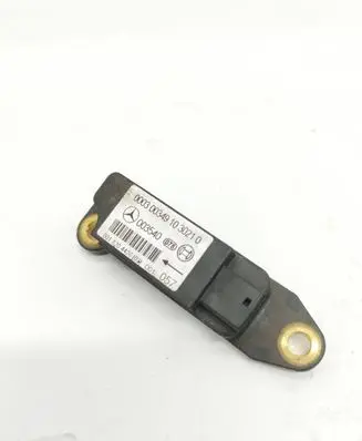 Mercedes-Benz C W203 Airbag deployment crash/impact sensor 0018204426 003540 000300349