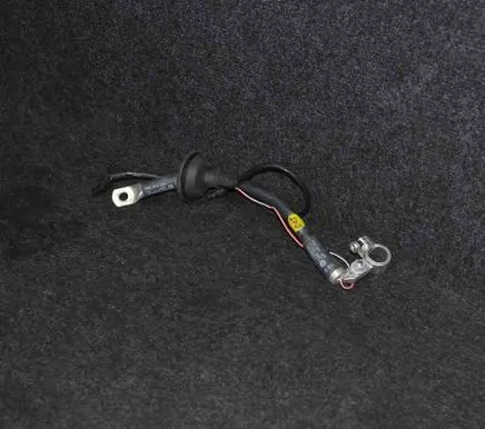 Volkswagen Touareg II Negative earth cable (battery) 7P0971225